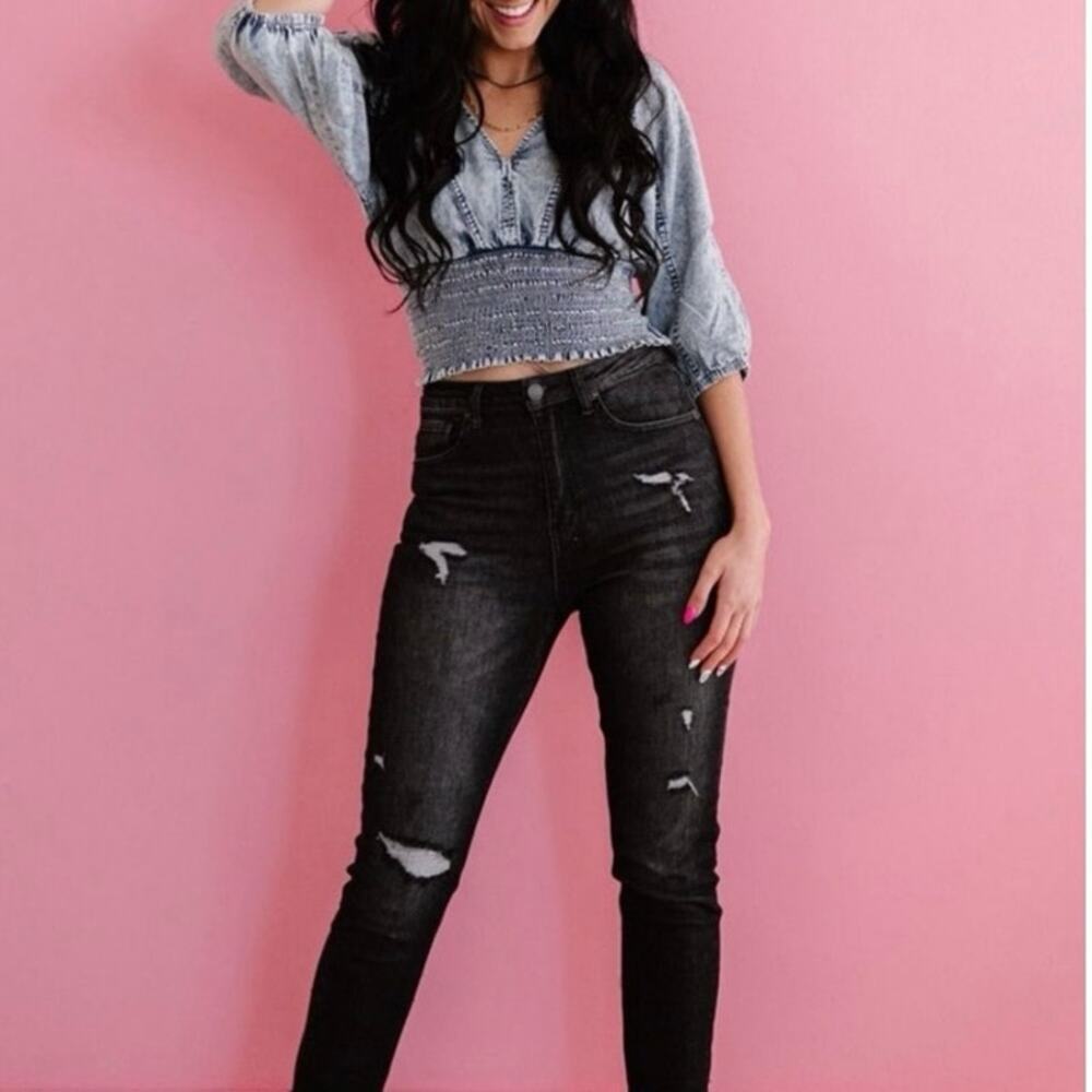 NEW Zenana Acid Wash Smocked Waist Puff Sleeve Denim Style Crop Top Modern Boho‎ - Picture 6 of 16